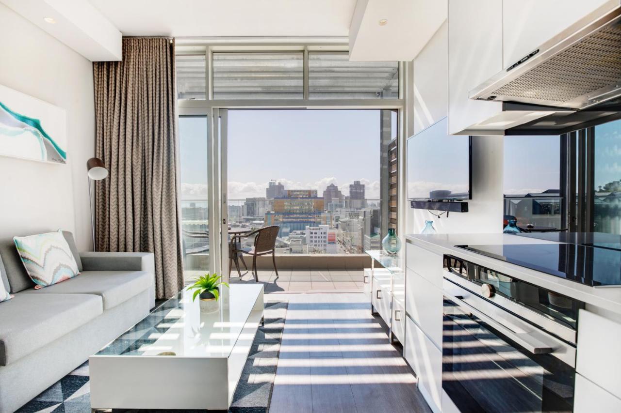 Backup-Powered Trendy City Sanctuary เคปทาวน์ ภายนอก รูปภาพ