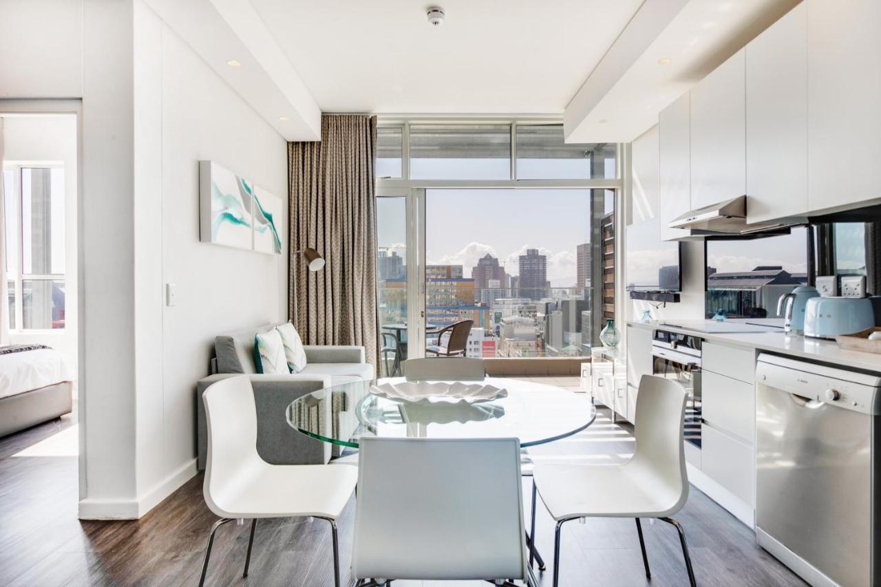 Backup-Powered Trendy City Sanctuary เคปทาวน์ ภายนอก รูปภาพ