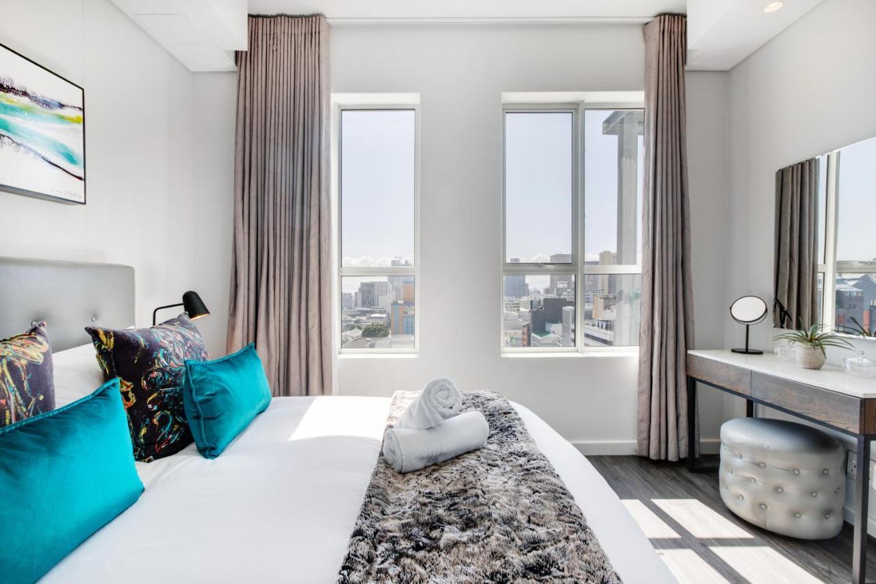 Backup-Powered Trendy City Sanctuary เคปทาวน์ ภายนอก รูปภาพ