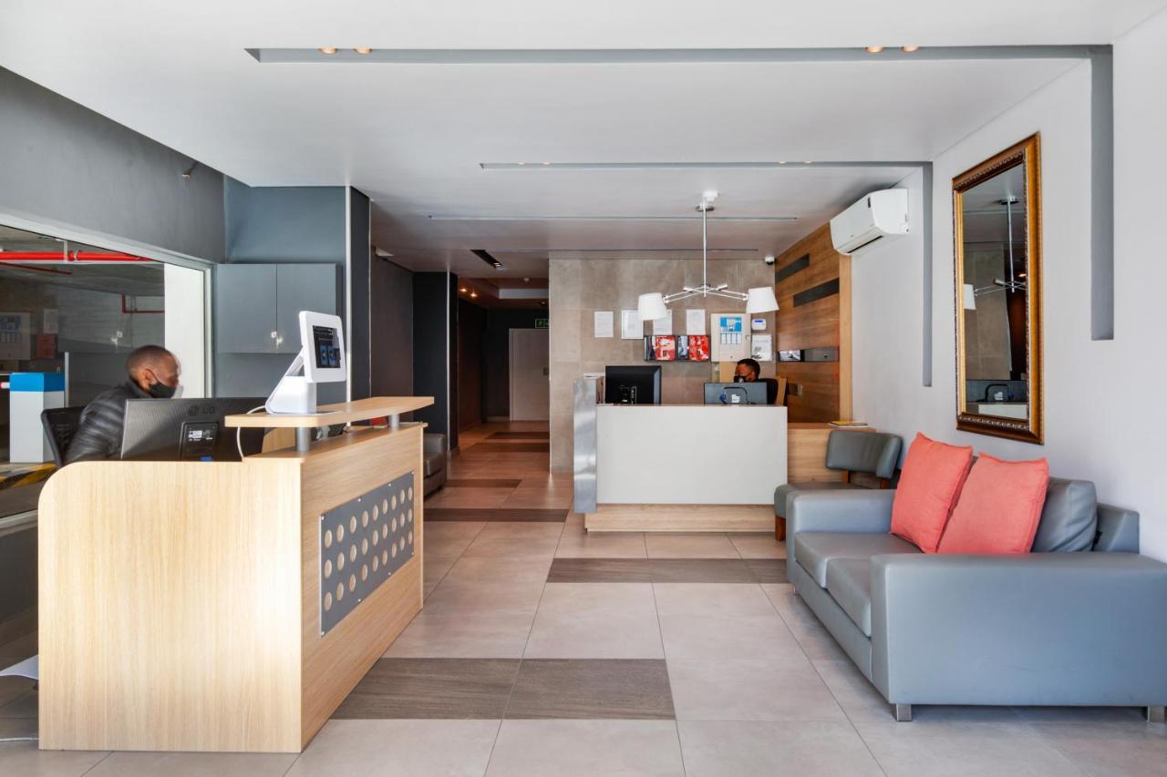 Backup-Powered Trendy City Sanctuary เคปทาวน์ ภายนอก รูปภาพ